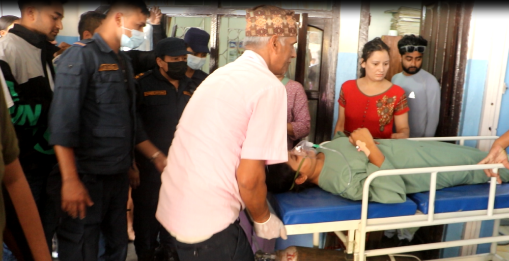 विवाह प्रस्ताव अस्वीकार गर्दा  छात्रालाई गोली हान्ने शिक्षक